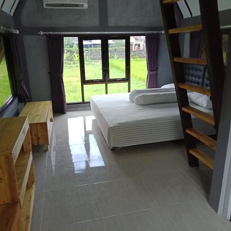 Joglopari Guesthouse Room 2 Bukan Untuk Pasangan Non Pasutri Cepit Ngoại thất bức ảnh