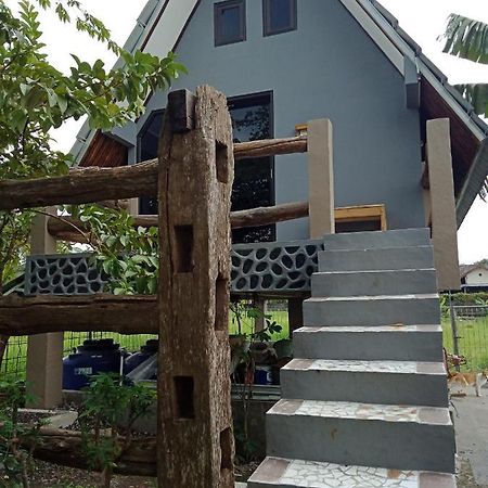 Joglopari Guesthouse Room 2 Bukan Untuk Pasangan Non Pasutri Cepit Ngoại thất bức ảnh
