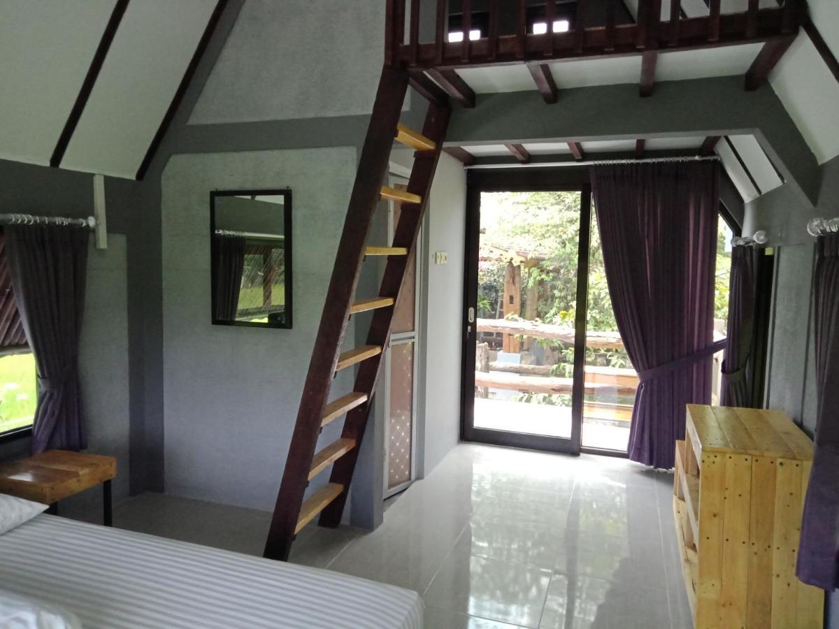 Joglopari Guesthouse Room 2 Bukan Untuk Pasangan Non Pasutri Cepit Ngoại thất bức ảnh
